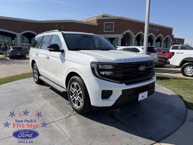 Certified 2025 Ford Expedition Active image 4