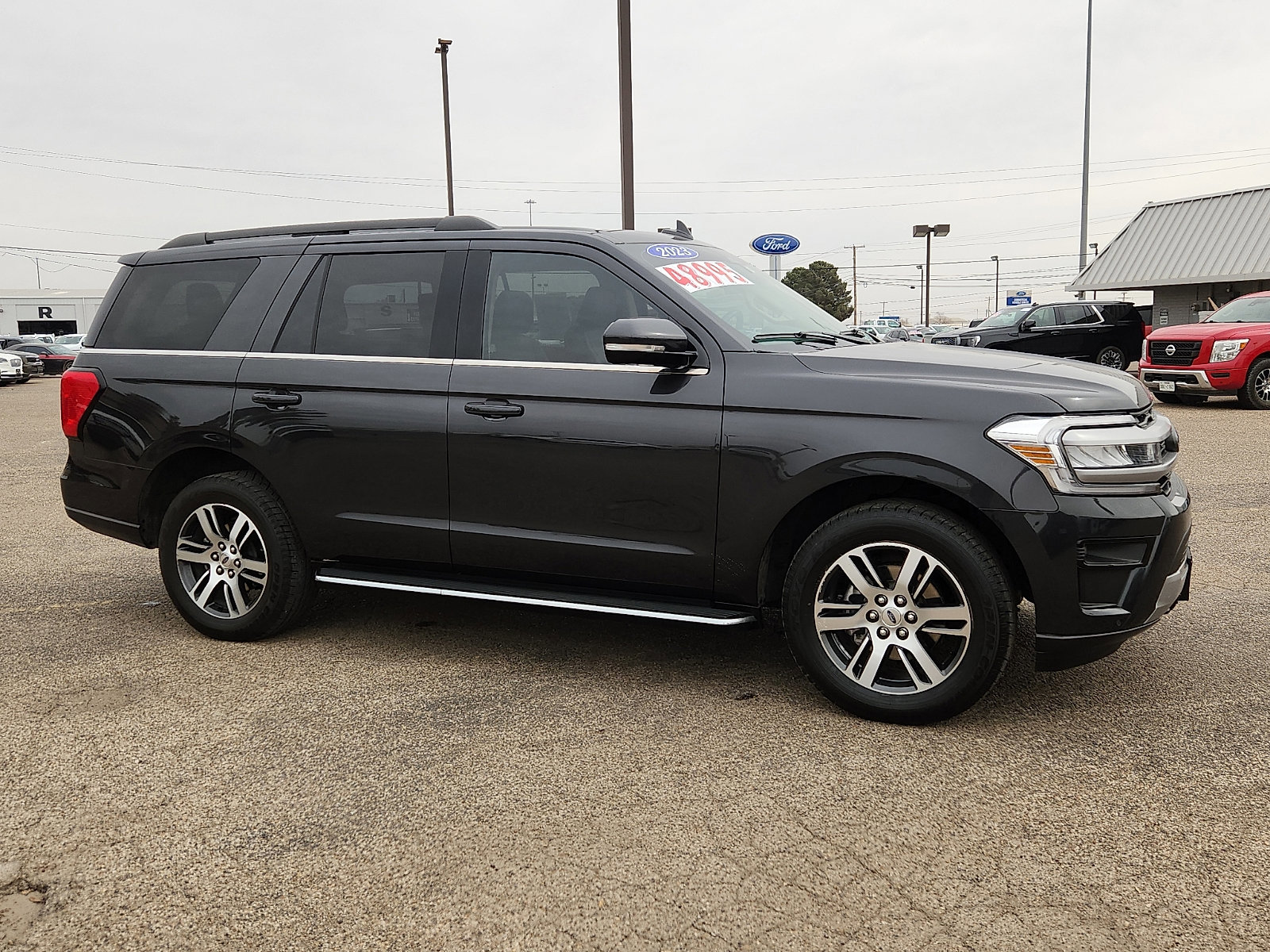 Certified 2023 Ford Expedition XLT image 7