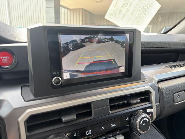 Used 2024 Toyota Tacoma TRD Sport AWD/4WD image 25