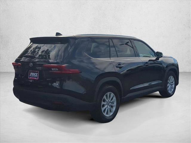 Used 2025 Toyota Grand Highlander XLE image 5