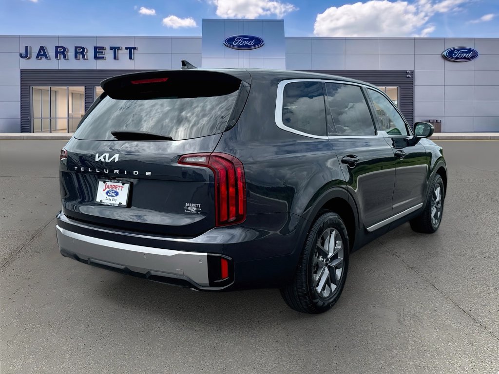 Used 2025 Kia Telluride LX FWD image 7