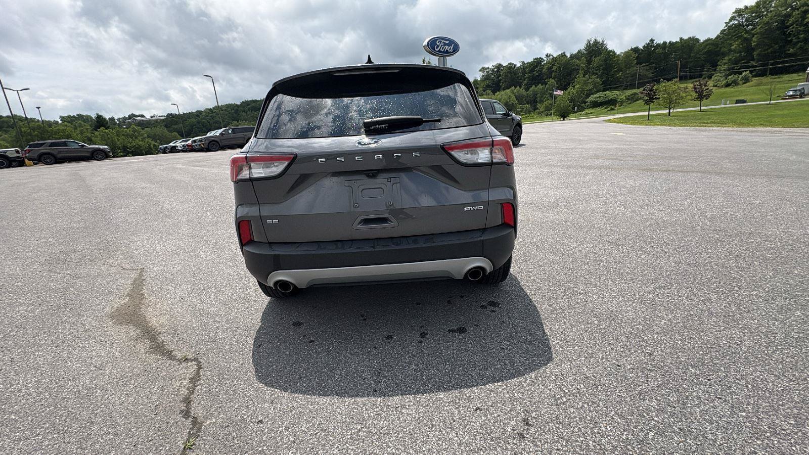 Certified 2022 Ford Escape SE w/ Cold Weather Package AWD/4WD image 5