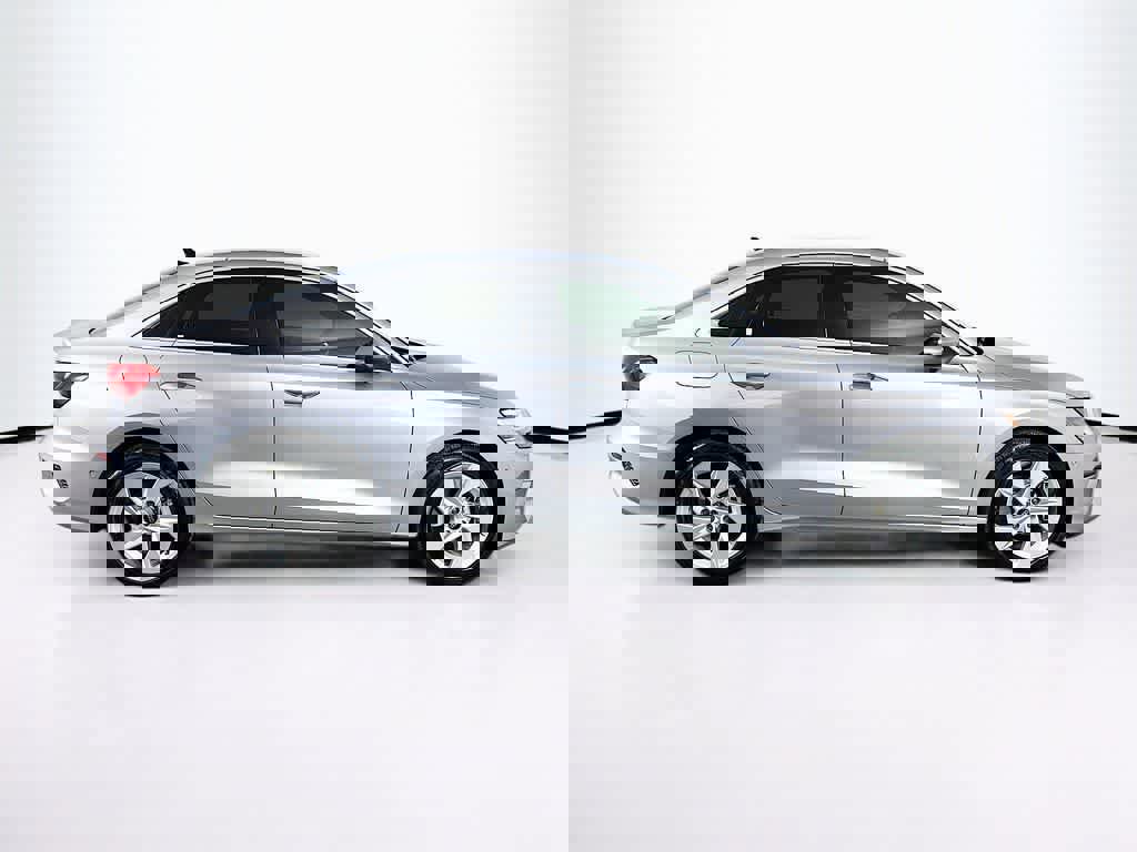 Used 2024 Audi A3 2.0T Premium image 6