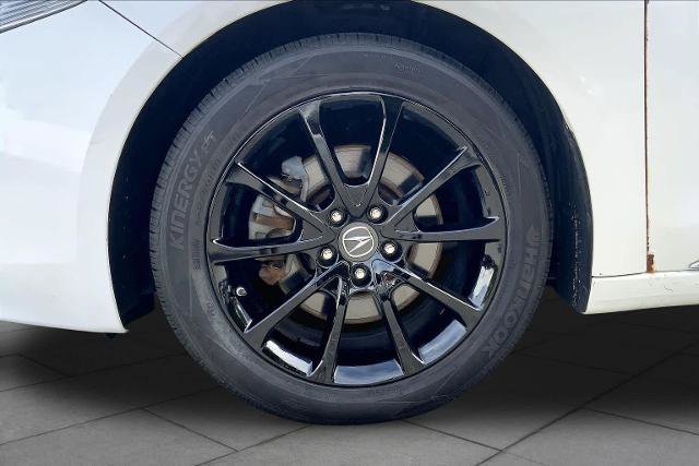Used 2017 Acura TLX w/ Advance Package FWD image 11
