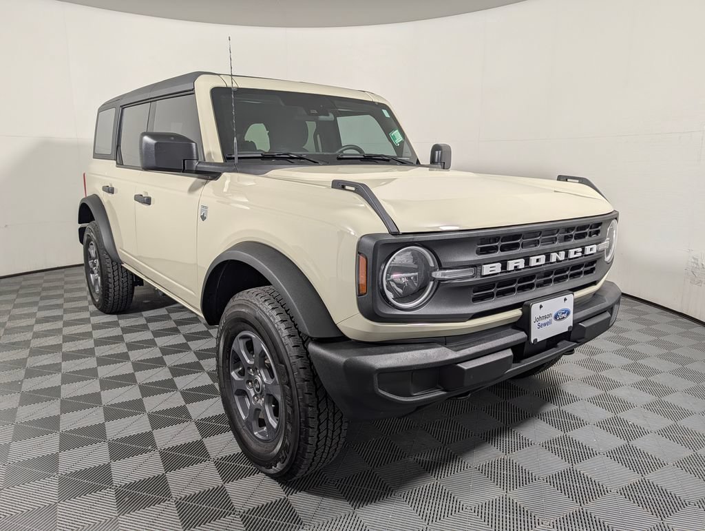 Certified 2025 Ford Bronco Big Bend AWD/4WD image 1