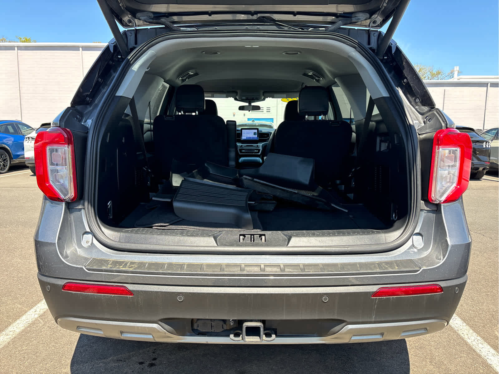 Certified 2023 Ford Explorer XLT w/ Equipment Group 202A AWD/4WD image 23