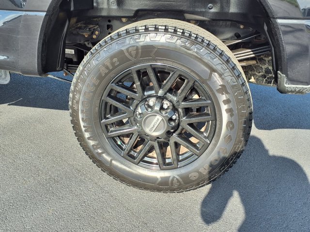Certified 2022 Ford F350 XLT w/ Black Appearance Package AWD/4WD image 23