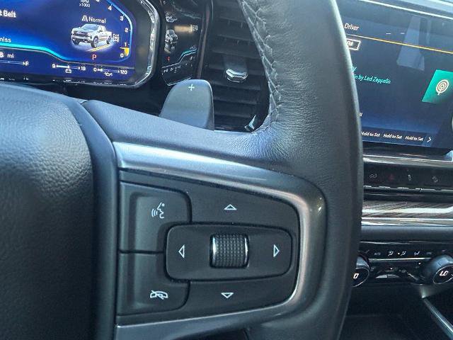 Used 2023 Chevrolet Silverado 1500 LT Trail Boss w/ LPO, Dark Essentials Package AWD/4WD image 14