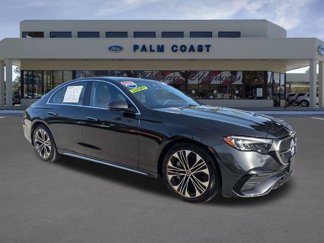 Used 2025 Mercedes-Benz E 450 4MATIC Sedan image 2