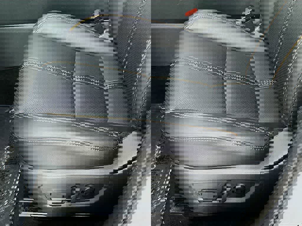 Used 2025 MAZDA CX-50 AWD 2.5 S w/ Premium Plus Pkg image 30