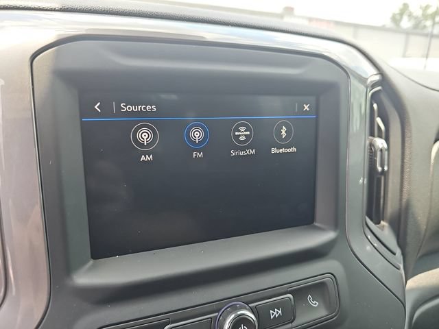 Used 2022 Chevrolet Silverado 1500 Custom AWD/4WD image 23