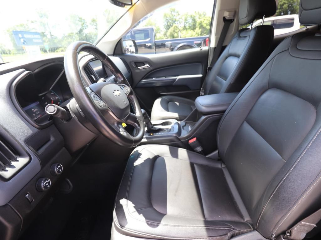 Used 2020 Chevrolet Colorado Z71 AWD/4WD image 2