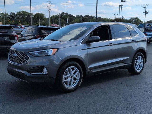 Certified 2023 Ford Edge SEL w/ Convenience Package AWD/4WD image 8