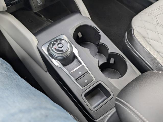 Certified 2023 Ford Escape Platinum w/ Premium Technology Package image 16