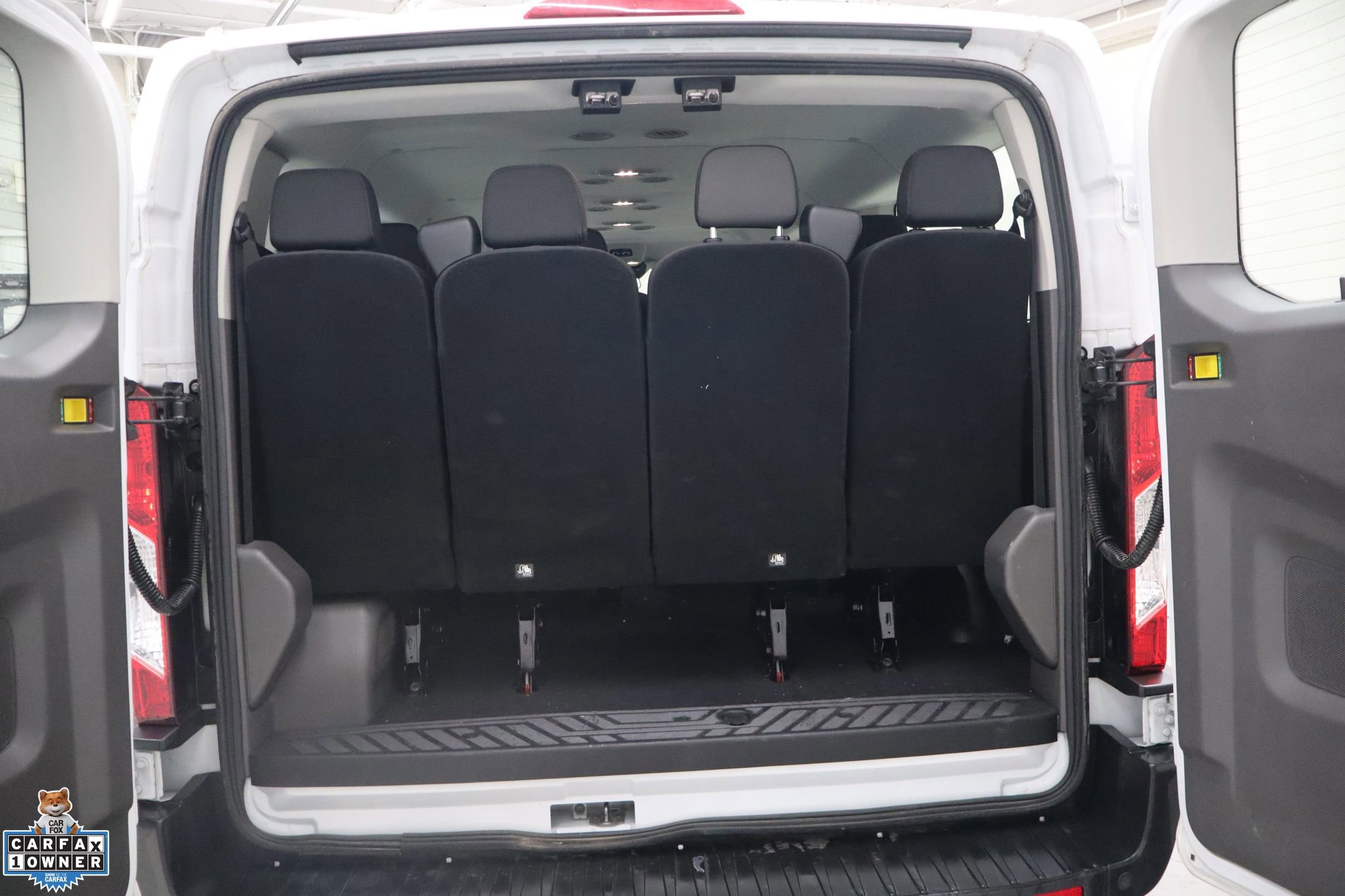 Certified 2024 Ford Transit 350 XLT RWD image 32