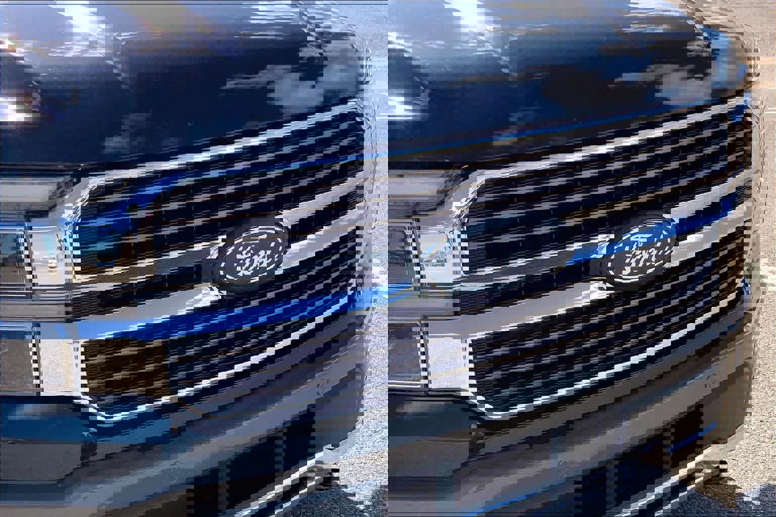 Certified 2025 Ford F150 King Ranch image 30