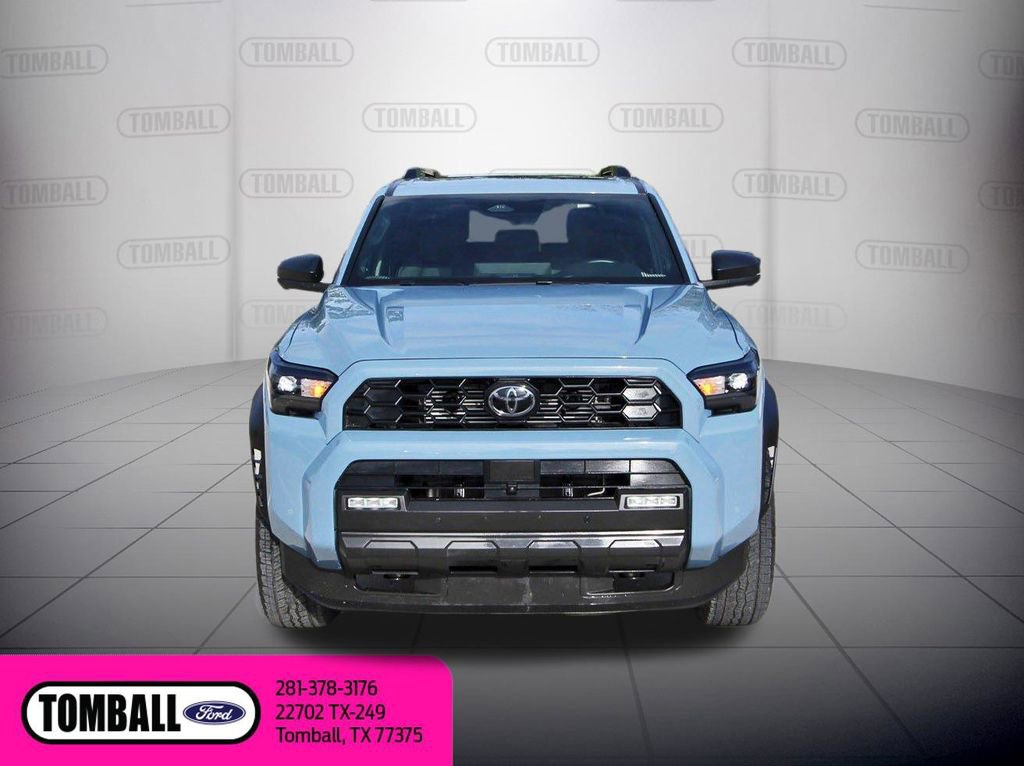 Used 2025 Toyota 4Runner TRD Off-Road Premium AWD/4WD image 2