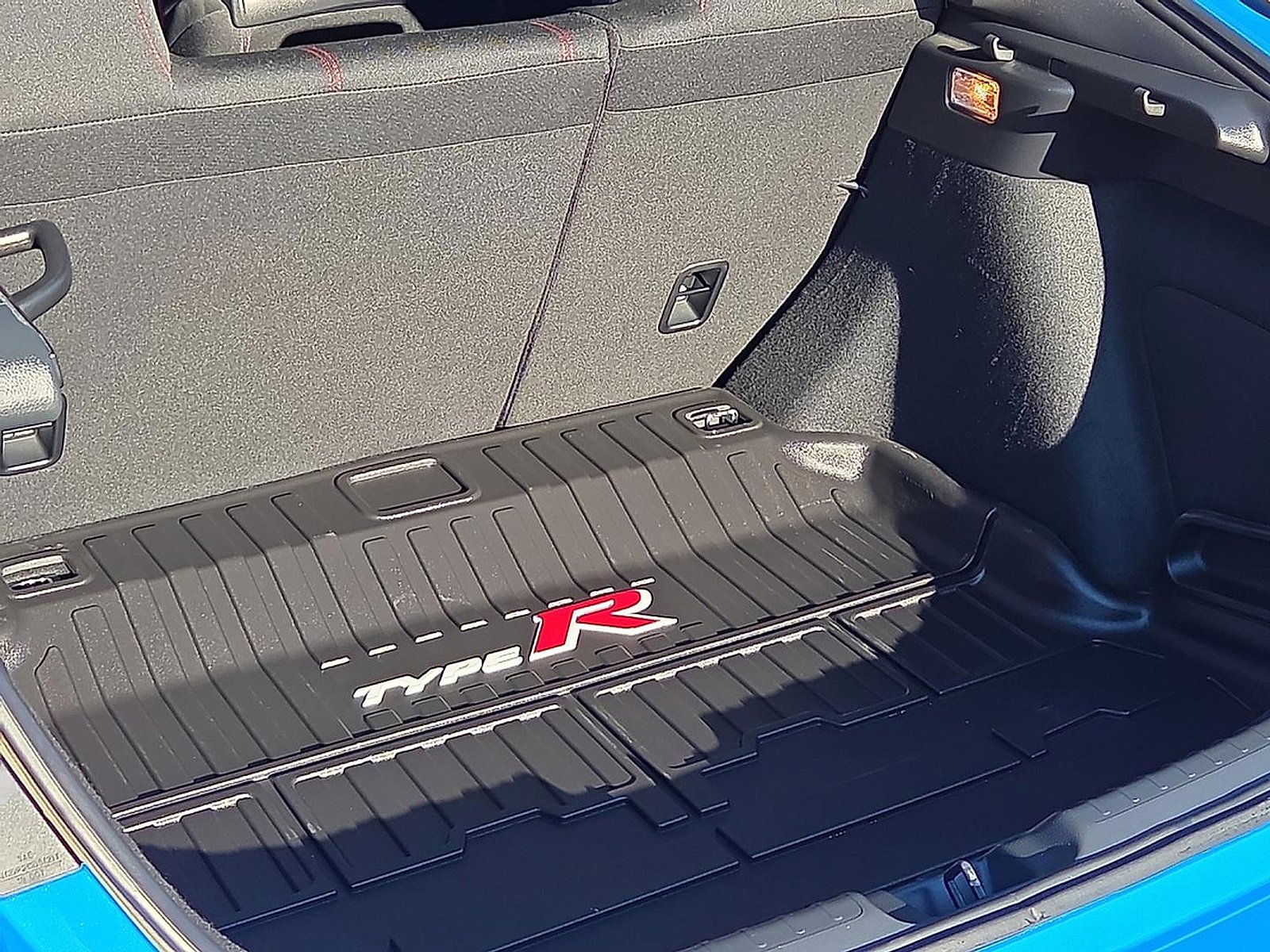 Used 2025 Honda Civic Type R image 8