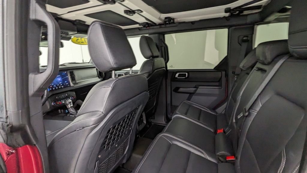 Certified 2025 Ford Bronco Badlands AWD/4WD image 34