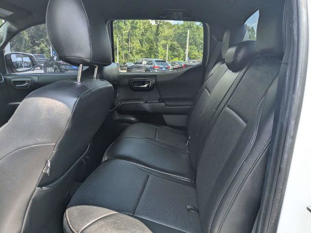 Used 2019 Toyota Tacoma TRD Sport AWD/4WD image 10