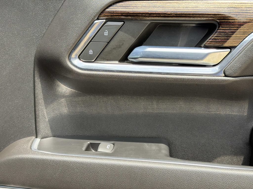 Used 2022 GMC Sierra 1500 Elevation RWD image 18