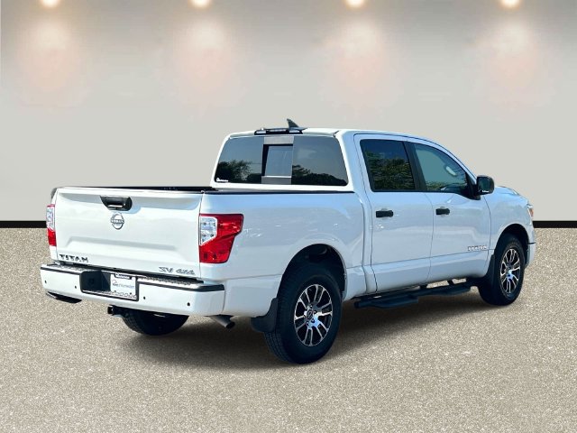 Used 2024 Nissan Titan SV w/ Accessory Utility Package AWD/4WD image 5
