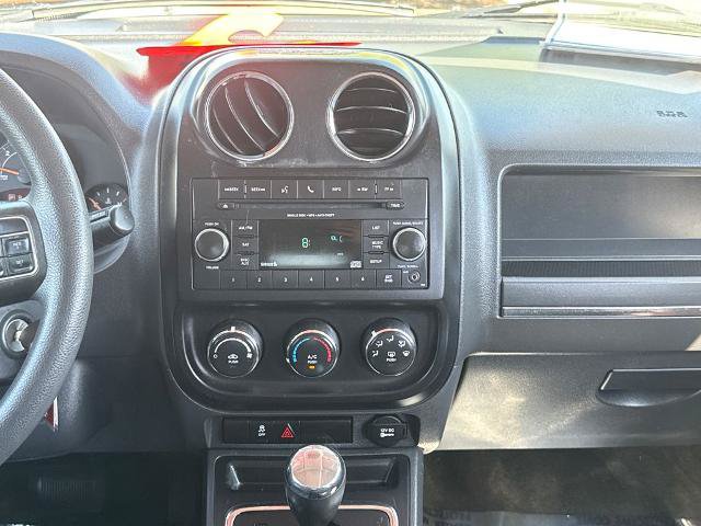 Used 2017 Jeep Patriot Sport FWD image 11