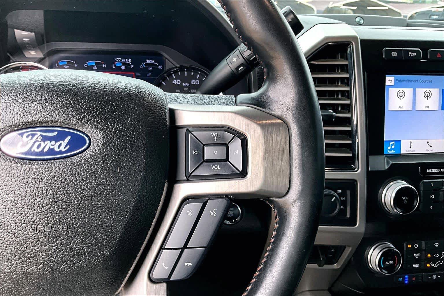 Certified 2019 Ford F350 Platinum w/ Platinum Ultimate Package AWD/4WD image 25