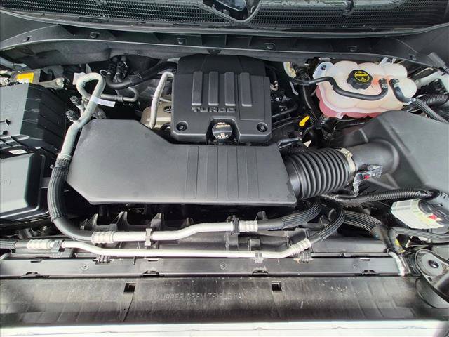 Used 2025 Chevrolet Silverado 1500 Custom Trail Boss AWD/4WD image 20
