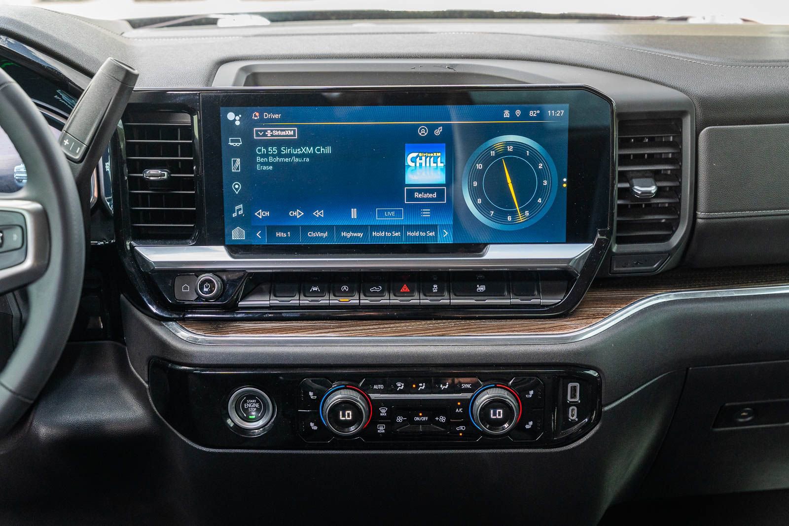 Used 2023 Chevrolet Silverado 1500 LT image 30