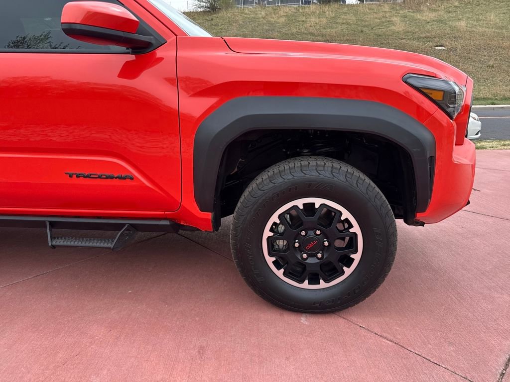 Used 2024 Toyota Tacoma TRD Off-Road AWD/4WD image 29