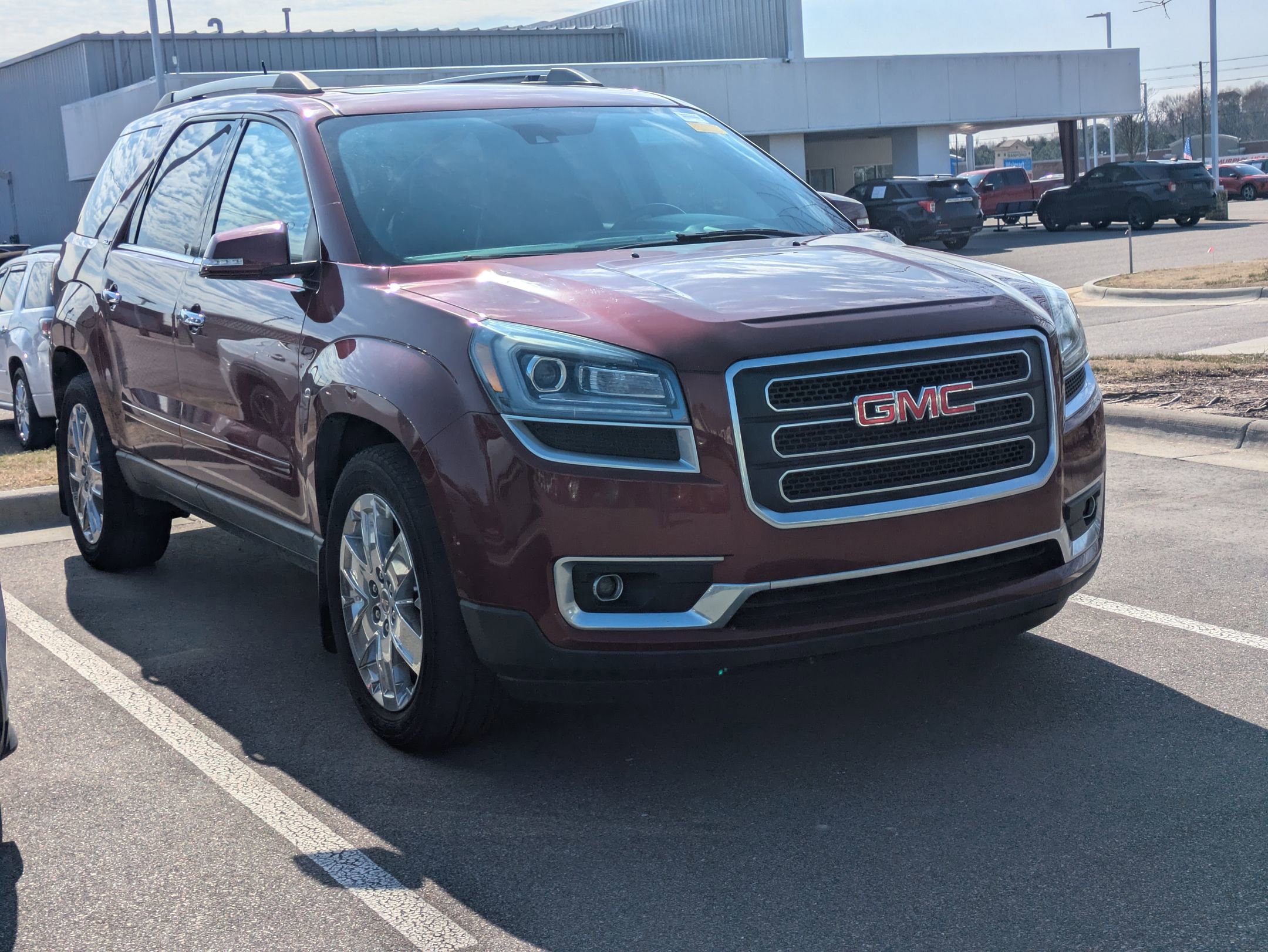 Used 2017 GMC Acadia Limited SLT image 3