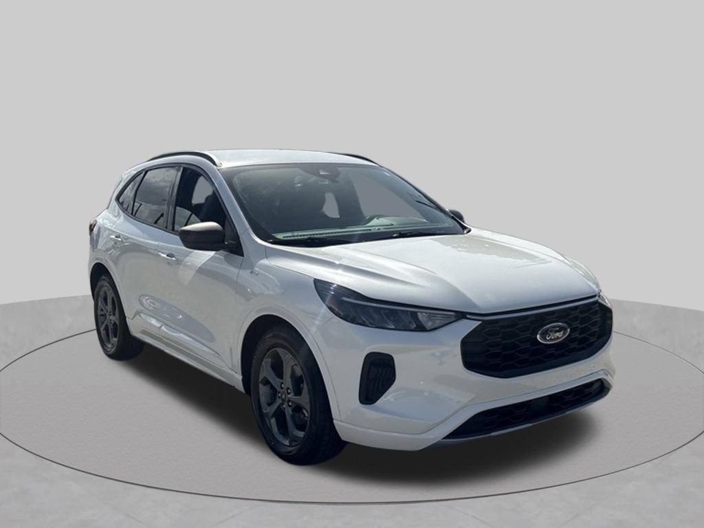 Certified 2023 Ford Escape ST-Line w/ Tech Pack #1 FWD image 2