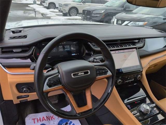 Used 2024 Jeep Grand Cherokee Summit image 7