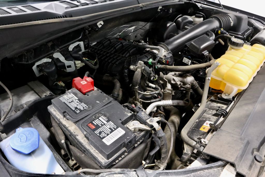 Certified 2019 Ford F150 XLT RWD image 17