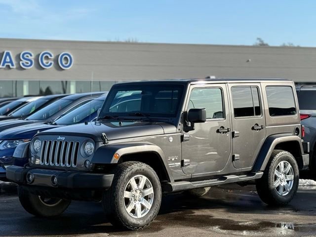 Used 2018 Jeep Wrangler Unlimited Sahara w/ Connectivity Group image 28