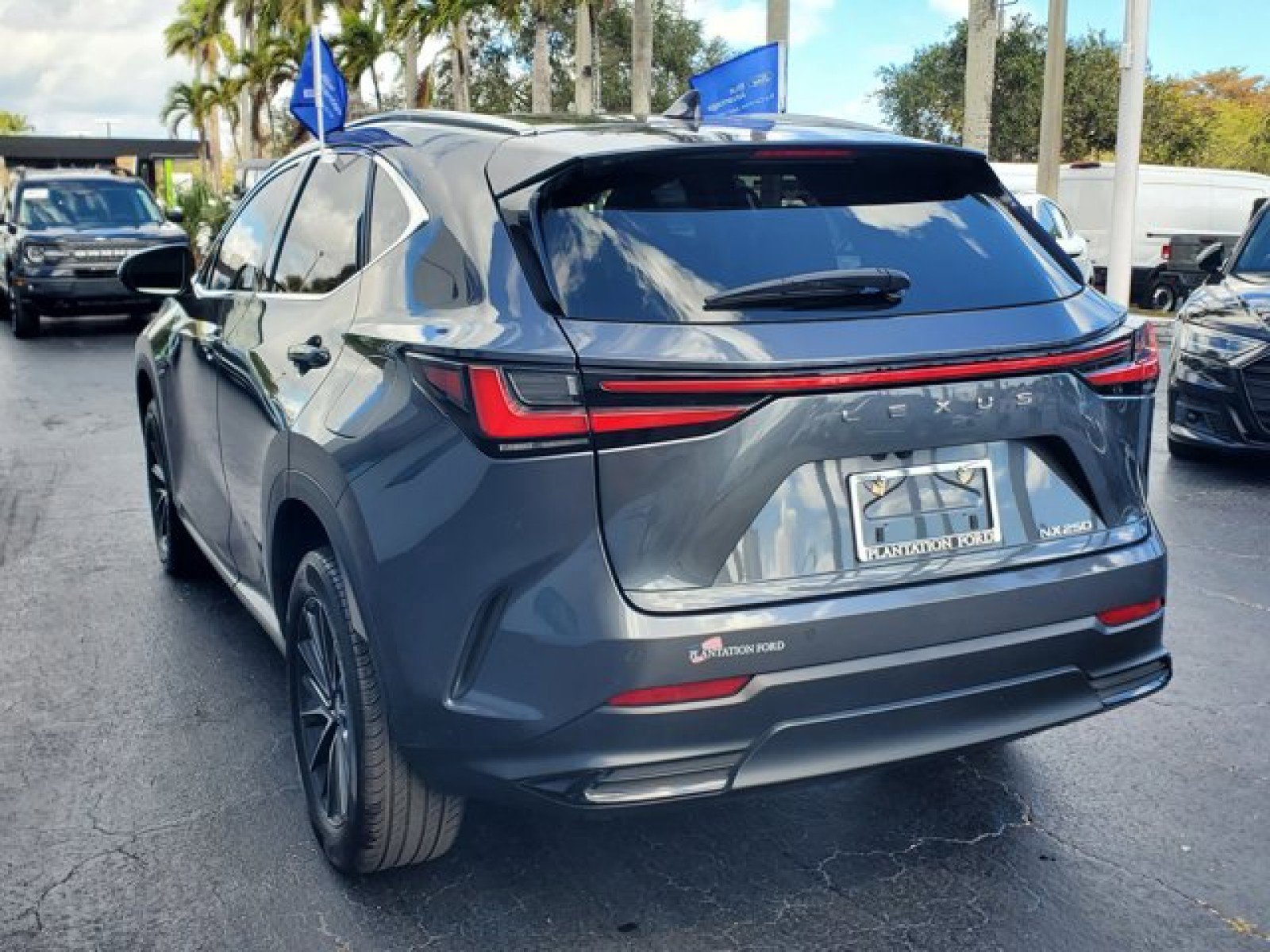 Used 2024 Lexus NX 250 FWD video 2