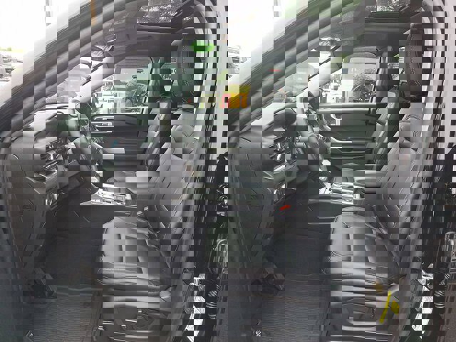 Certified 2022 Ford Explorer XLT w/ Equipment Group 202A image 15