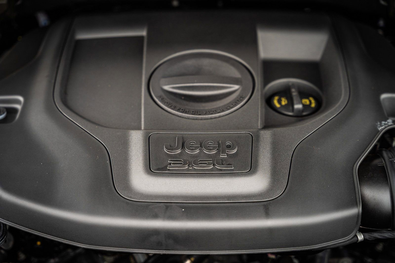 Used 2023 Jeep Grand Cherokee L Overland w/ Rear Seat Video Group I image 31