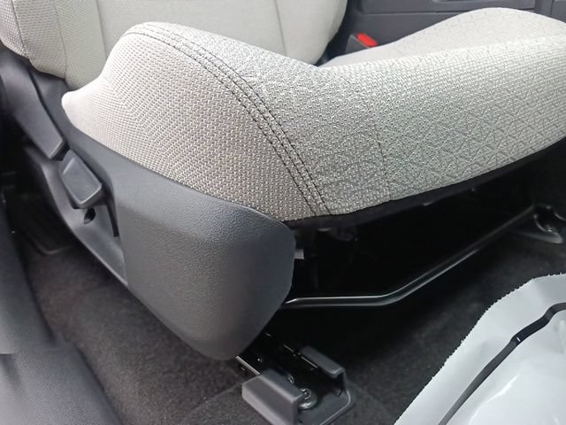 Used 2026 Toyota 4Runner SR5 RWD image 31