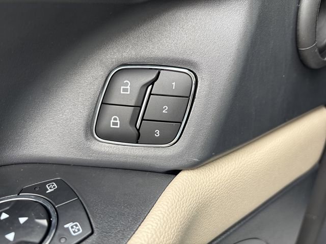 Certified 2024 Ford Expedition Limited image 30