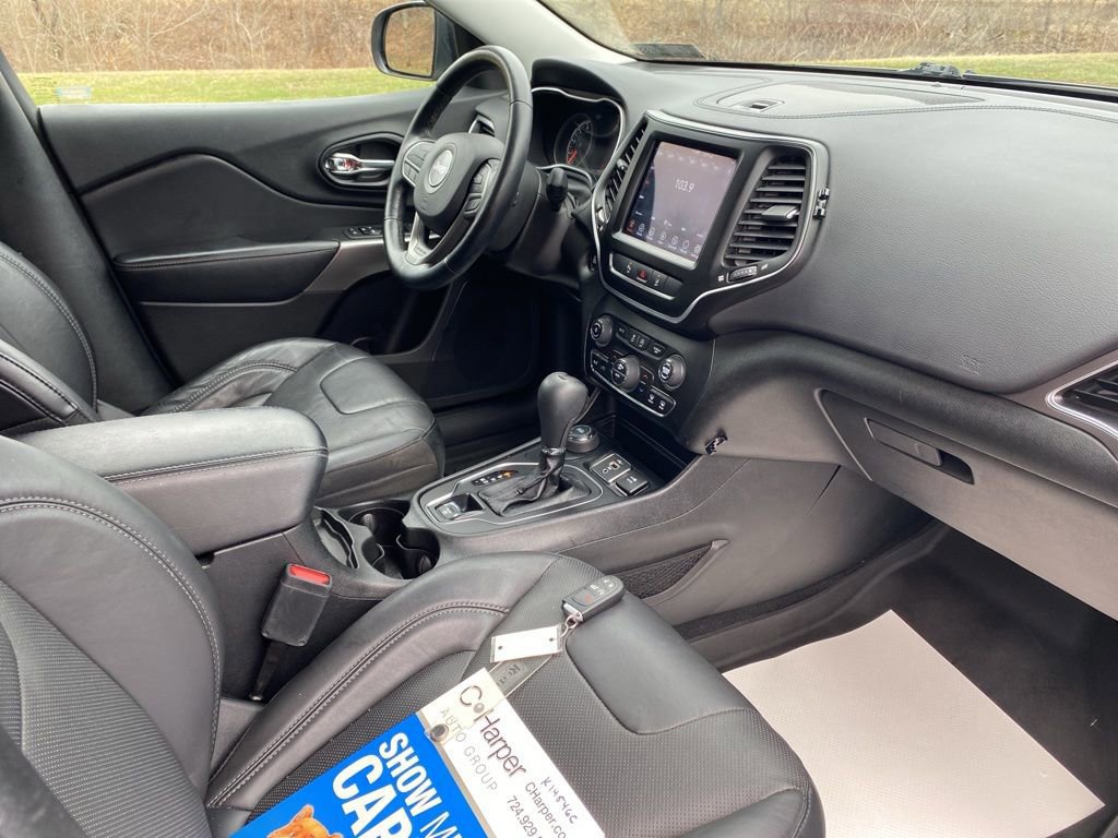 Used 2021 Jeep Cherokee Latitude Lux w/ Comfort/Convenience Group image 10