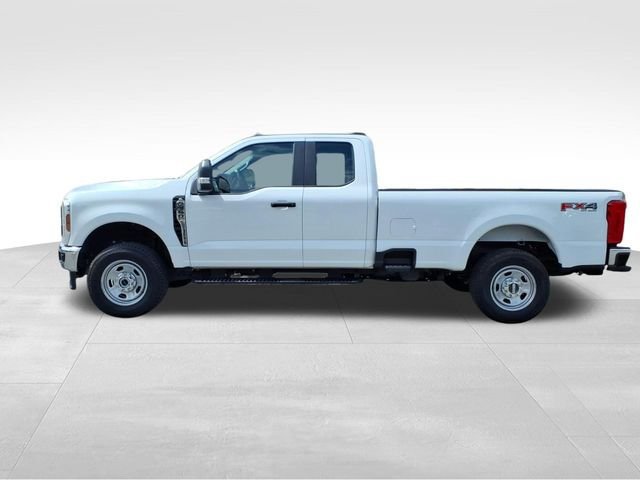 Certified 2024 Ford F350 XL w/ FX4 Off-Road Package AWD/4WD image 7
