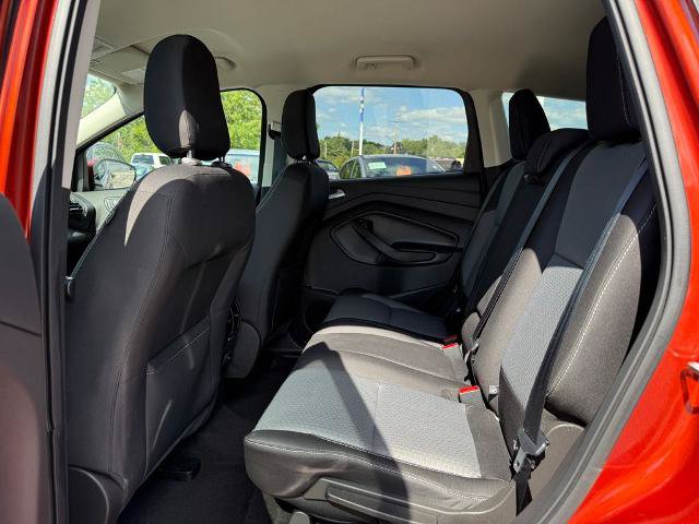 Certified 2019 Ford Escape SE FWD image 11