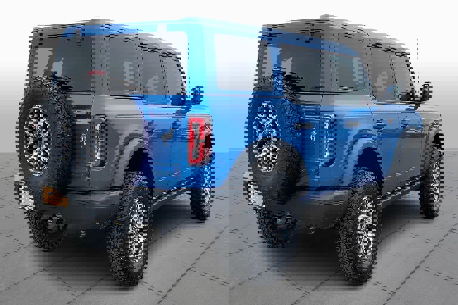 Certified 2025 Ford Bronco Badlands image 3