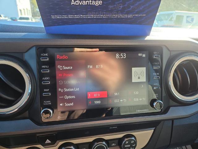 Used 2020 Toyota Tacoma TRD Sport w/ Technology Package image 17