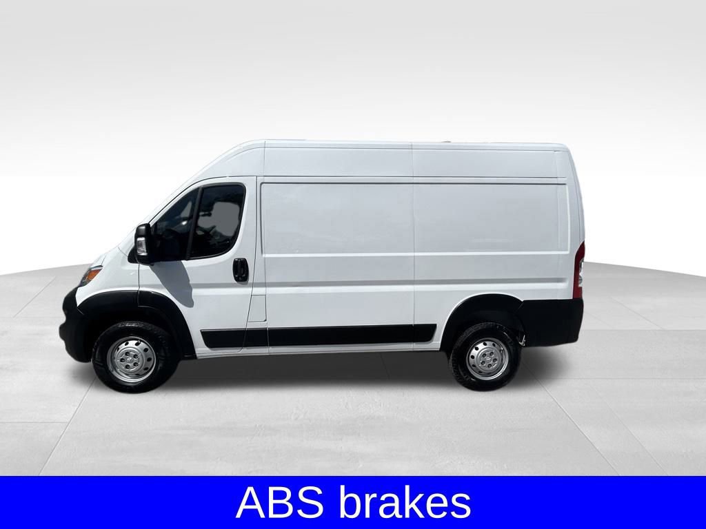 Used 2023 RAM ProMaster 2500 w/ Convenience Group image 6