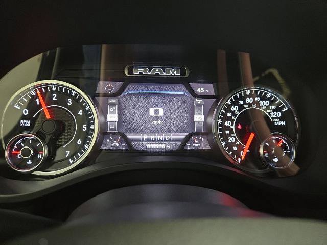 Used 2022 RAM 1500 Laramie AWD/4WD image 2
