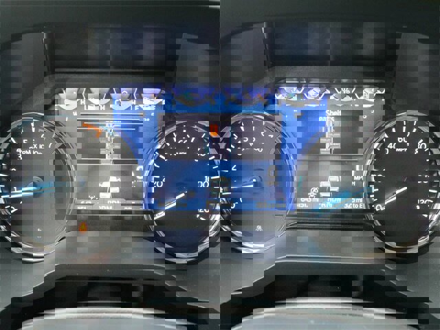 Certified 2024 Ford Expedition XLT image 25