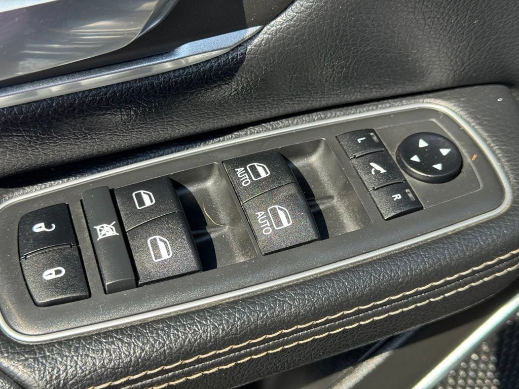 Used 2021 RAM 1500 Laramie AWD/4WD image 27
